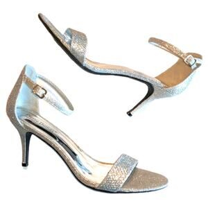 PIERRE DUMAS Silver Sparkle Formal Heels 10 Prom